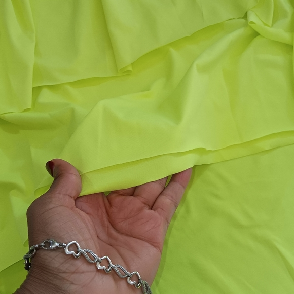 Women Ruffle One-Shoulder Top And Irregular Skirts 2 Piece Set - Picture 6 of 15